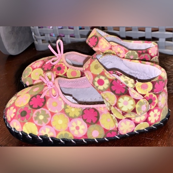 Pediped Baby Girl Floral Velcro Closure Soft Soled Mary Jane Shoes 6-12mos - Picture 3 of 10
